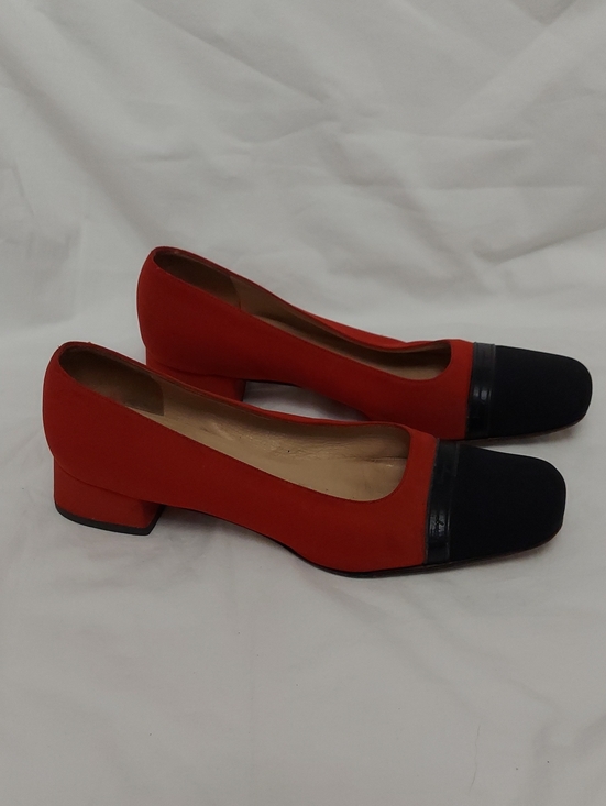 Salvatore Ferragamo Shoes - VTG Salvatore Ferragamo Cap Toe Pumps Block Heel 1" Womens 7.5